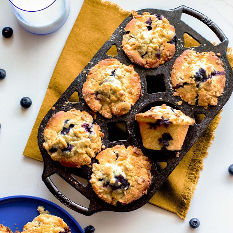 Seasoned Cast Iron Muffin Pan