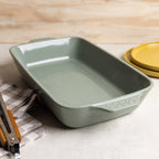 Large Stoneware Casserole Dish. 13 x 9 Inch