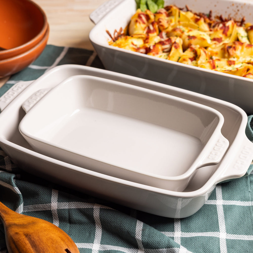 Small Stoneware Casserole Dish. 9 x 6 Inch