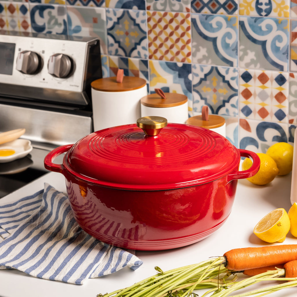 7.5 Quart Essential Enamel Dutch Oven