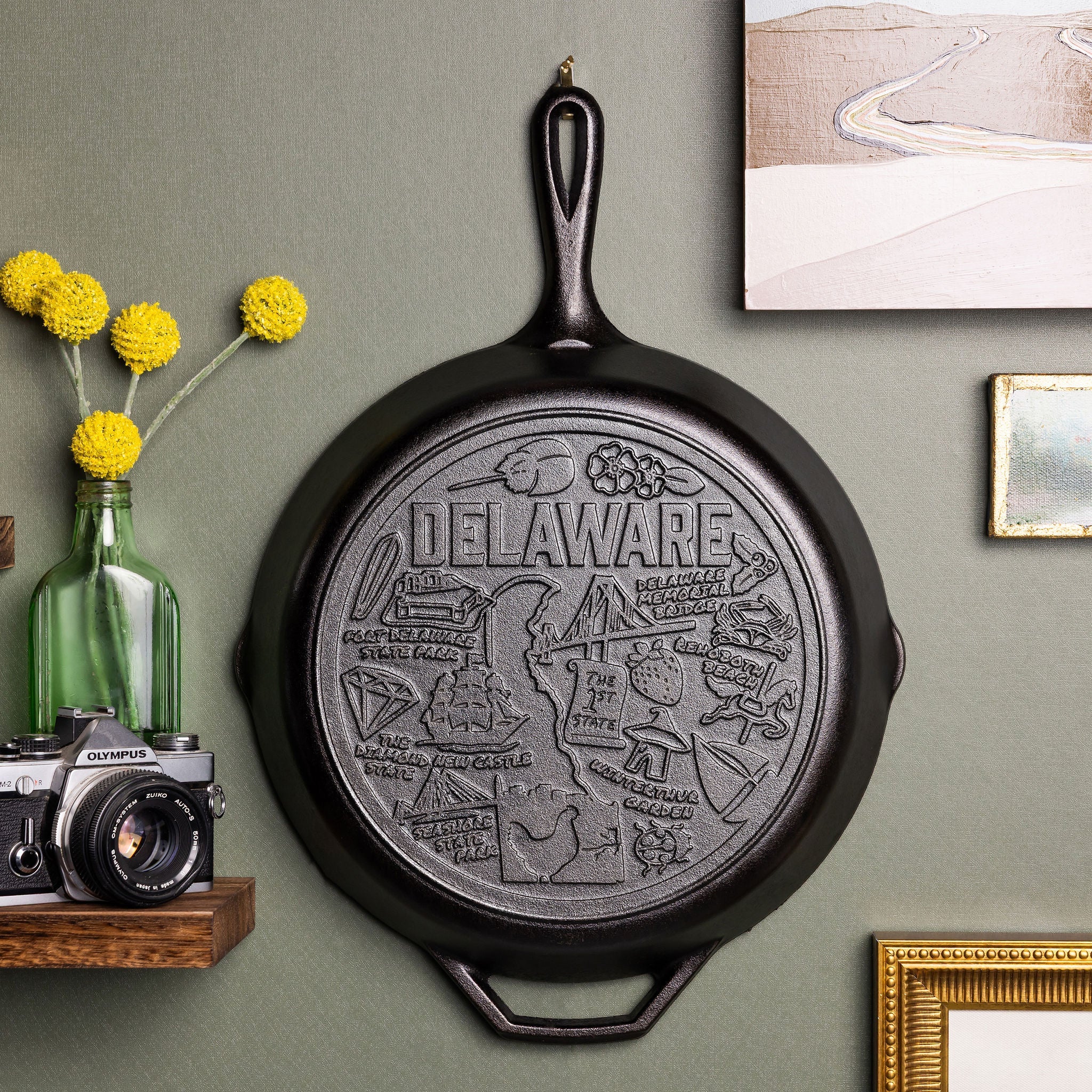 American Road Trip: 12 Inch Seasoned Cast Iron Skillet. Delaware
